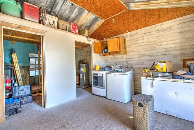 7084 Bartosch, Robstown, TX 78380