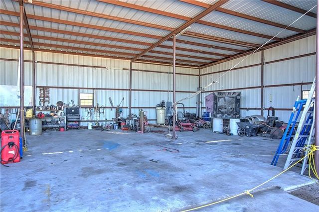 7084 Bartosch, Robstown, TX 78380