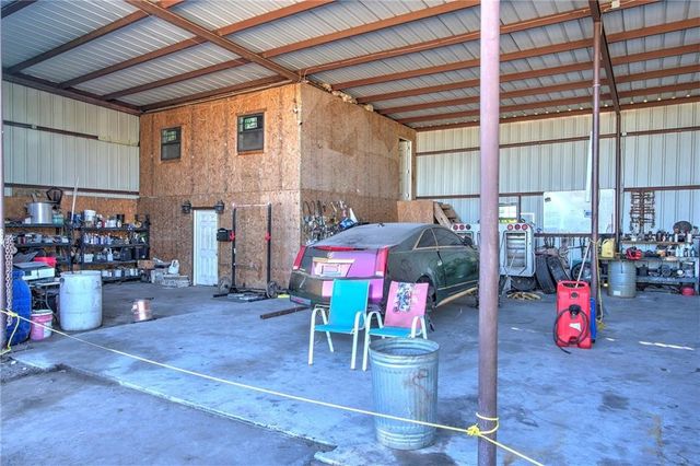 7084 Bartosch, Robstown, TX 78380