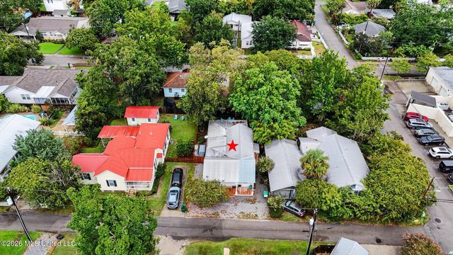 303 State Street, Bay Saint Louis, MS 39520