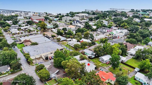 303 State Street, Bay Saint Louis, MS 39520