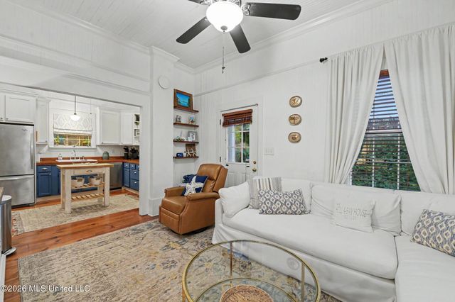 303 State Street, Bay Saint Louis, MS 39520