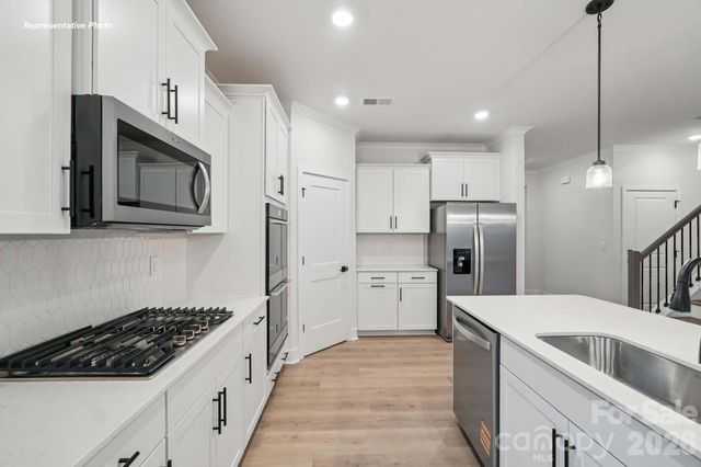 6410 Cherrybark Oak Lane, Huntersville, NC 28078