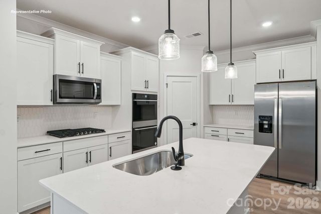 6410 Cherrybark Oak Lane, Huntersville, NC 28078
