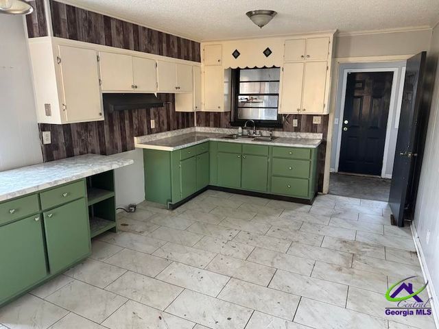 151 Edmondson Circle, Cochran, GA 31014