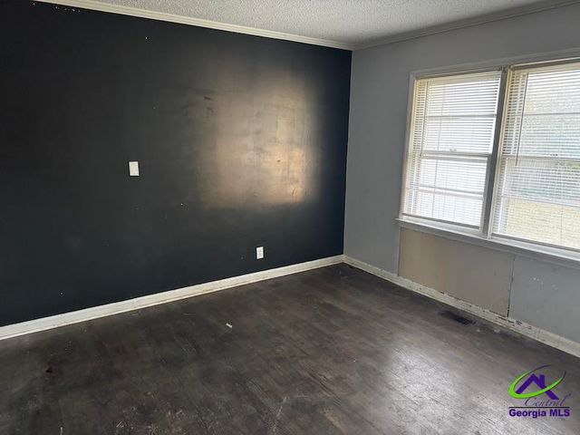 151 Edmondson Circle, Cochran, GA 31014