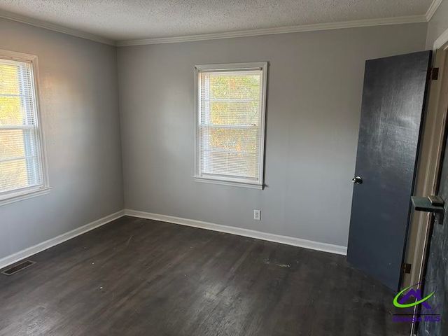 151 Edmondson Circle, Cochran, GA 31014