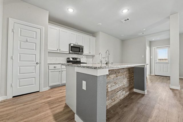 2011 Clear Branch Way, Royse City, TX 75189