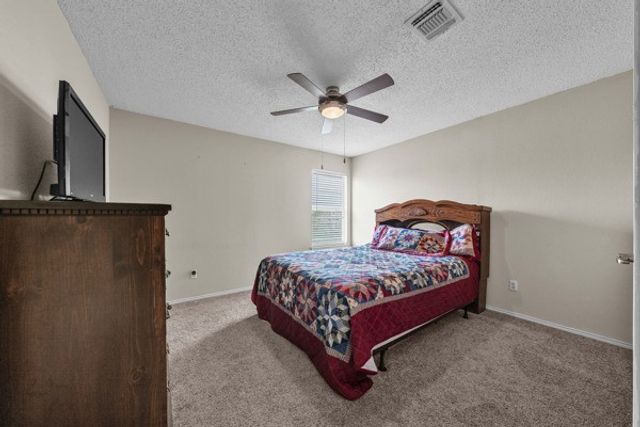 4024 Busch Gardens Drive, Fort Worth, TX 76123