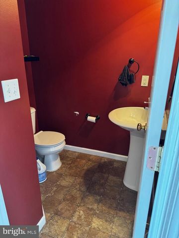 335 CAPE CLIMB, York, PA 17408