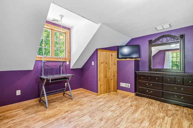 31 Pages Lane, Hampton Falls, NH 03844
