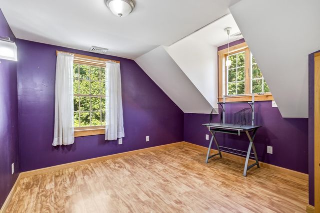 31 Pages Lane, Hampton Falls, NH 03844