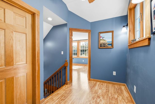31 Pages Lane, Hampton Falls, NH 03844