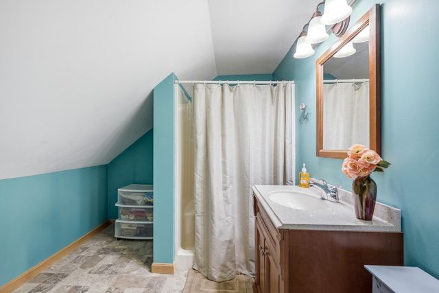 31 Pages Lane, Hampton Falls, NH 03844