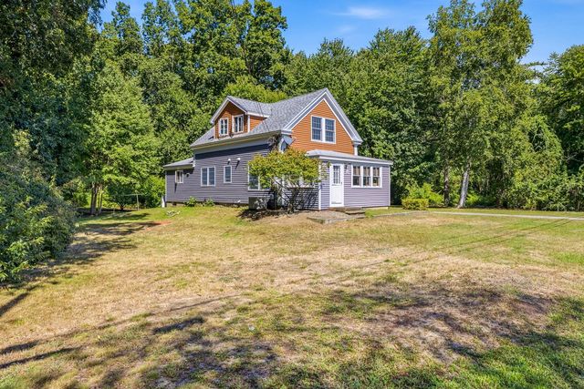 31 Pages Lane, Hampton Falls, NH 03844