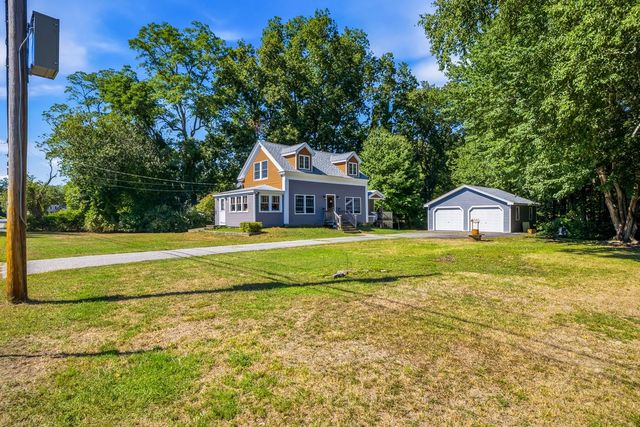 31 Pages Lane, Hampton Falls, NH 03844