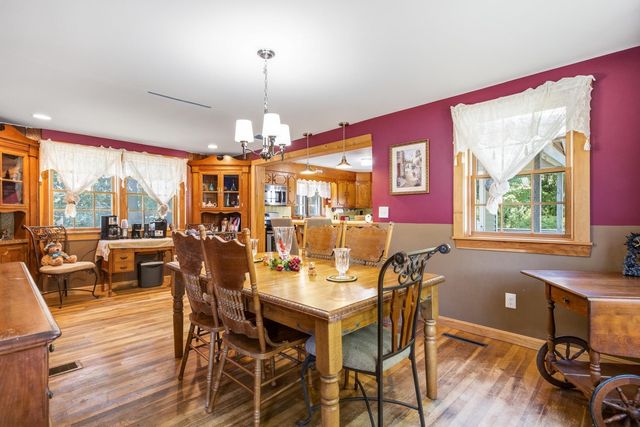 31 Pages Lane, Hampton Falls, NH 03844