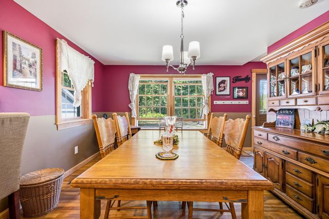 31 Pages Lane, Hampton Falls, NH 03844