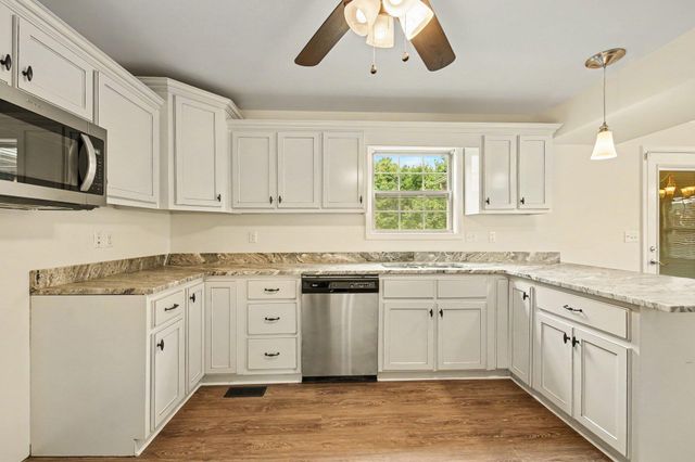 106 Legacy Drive, Berea, KY 40403