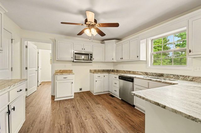 106 Legacy Drive, Berea, KY 40403