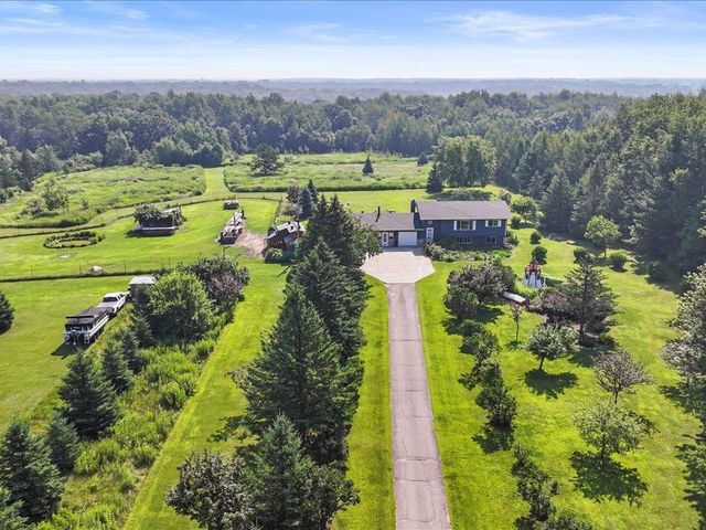 9936 Oakridge Road, Brainerd, MN 56401