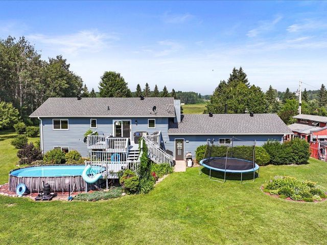 9936 Oakridge Road, Brainerd, MN 56401