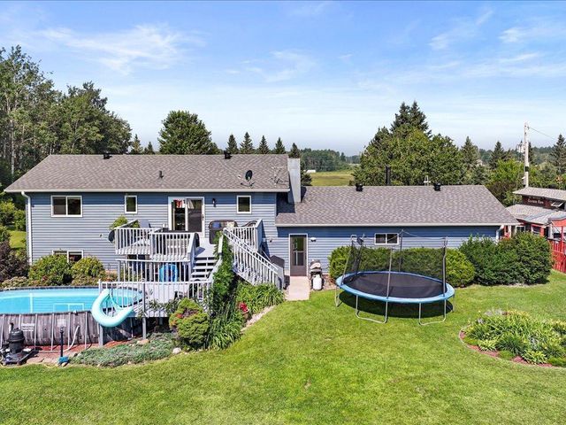 9936 Oakridge Road, Brainerd, MN 56401