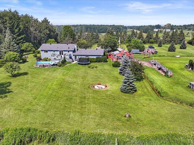 9936 Oakridge Road, Brainerd, MN 56401