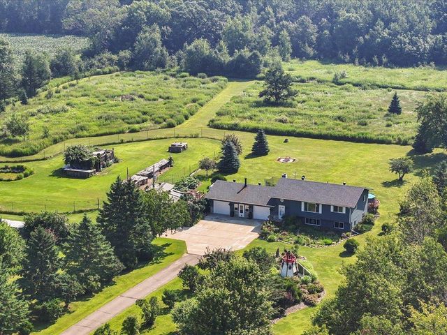 9936 Oakridge Road, Brainerd, MN 56401