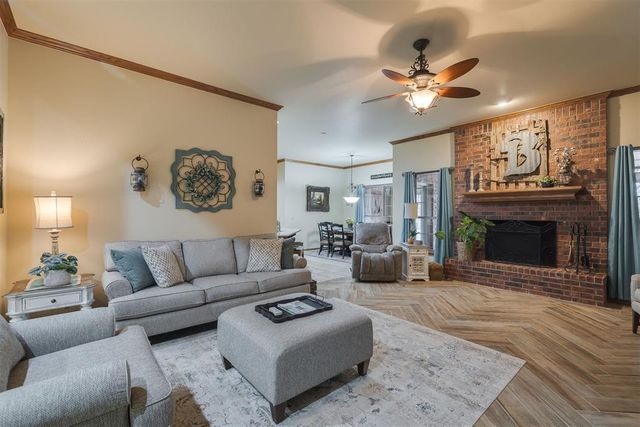 4161 Darril Road, Edmond, OK 73025