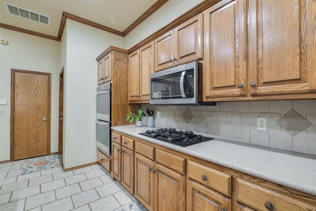 4161 Darril Road, Edmond, OK 73025