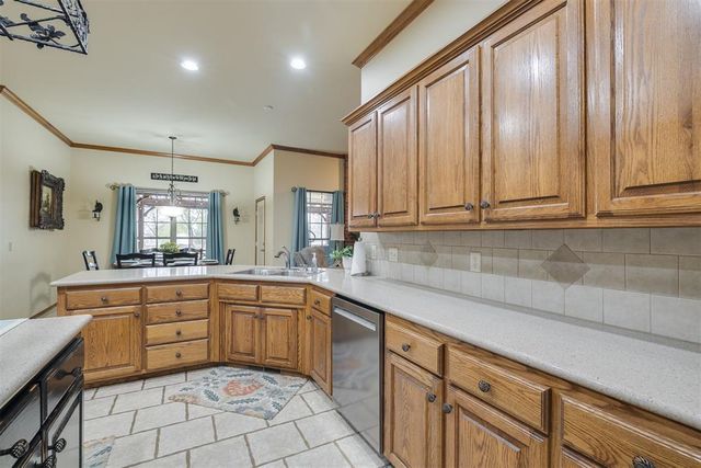 4161 Darril Road, Edmond, OK 73025