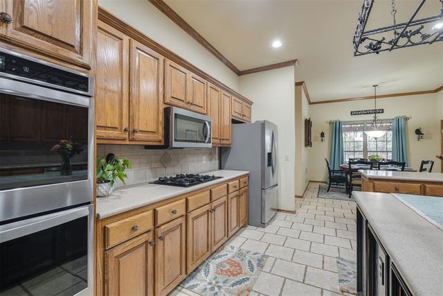 4161 Darril Road, Edmond, OK 73025