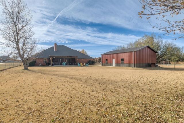 4161 Darril Road, Edmond, OK 73025