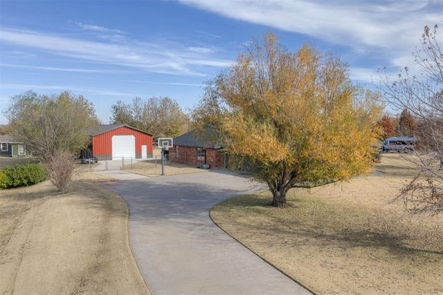 4161 Darril Road, Edmond, OK 73025