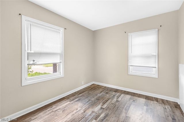 910 Ardella Avenue, Akron, OH 44306