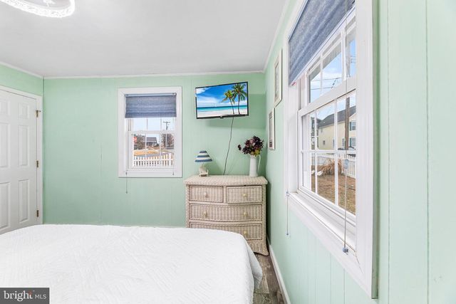 20587 BAY RD, Rehoboth Beach, DE 19971