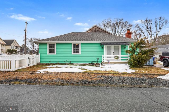 20587 BAY RD, Rehoboth Beach, DE 19971