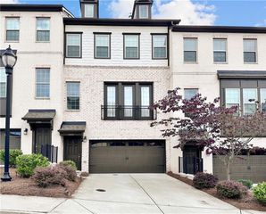 1505 Slopeside Loop, Smyrna, GA 30082