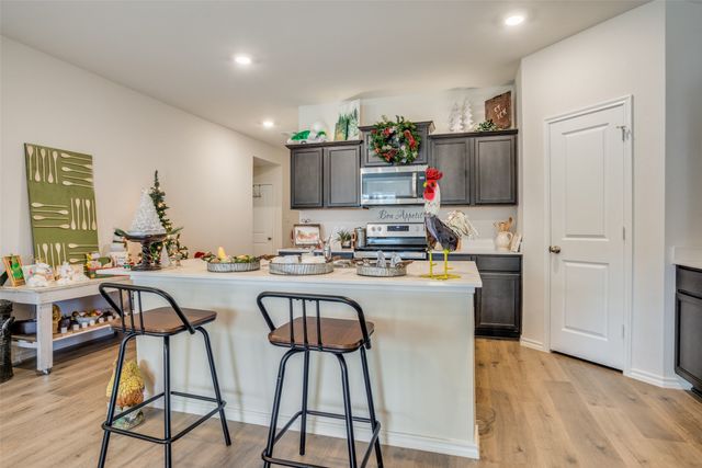 811 Primrose Lane, Pilot Point, TX 76258