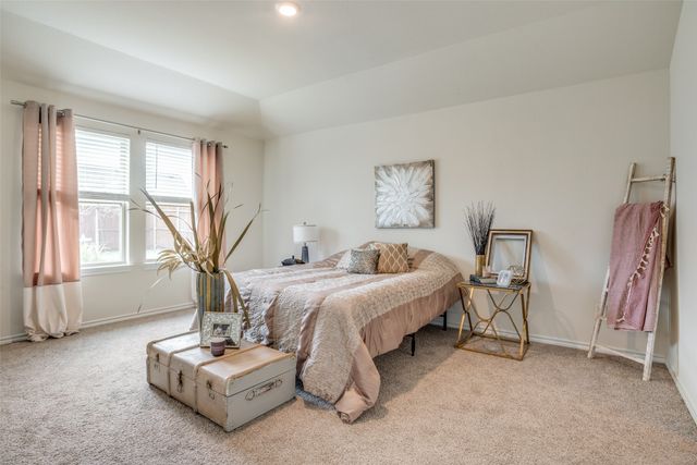 811 Primrose Lane, Pilot Point, TX 76258