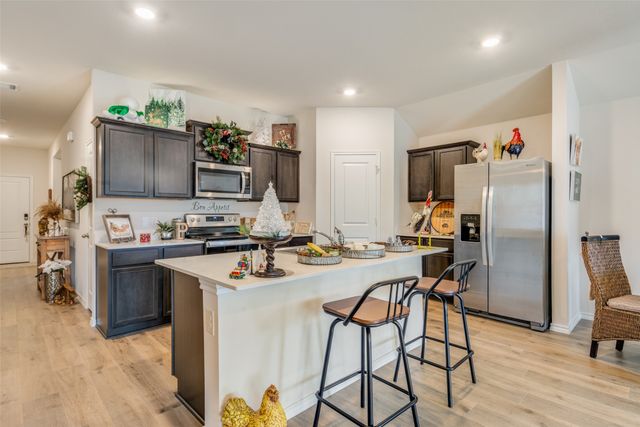 811 Primrose Lane, Pilot Point, TX 76258