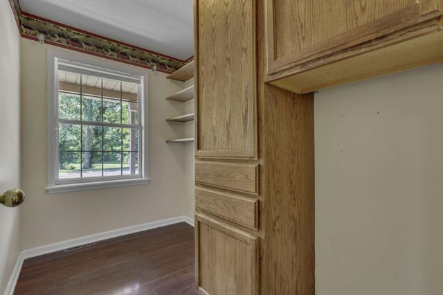 201 Key Boulevard, Pataskala, OH 43062