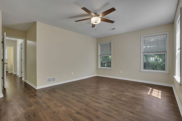 201 Key Boulevard, Pataskala, OH 43062