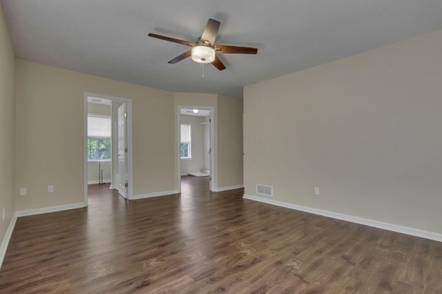 201 Key Boulevard, Pataskala, OH 43062