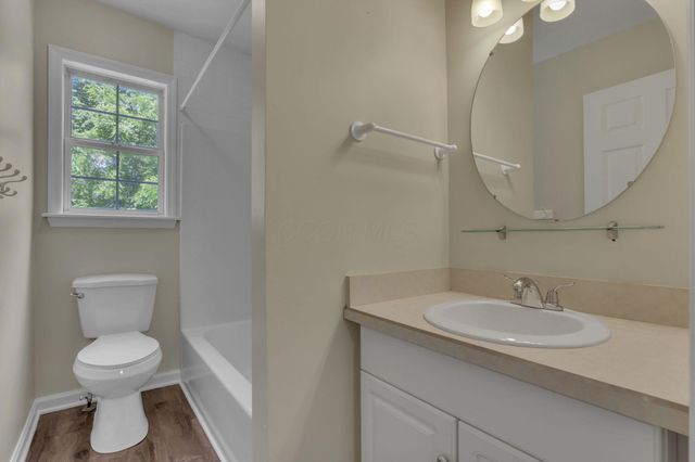 201 Key Boulevard, Pataskala, OH 43062