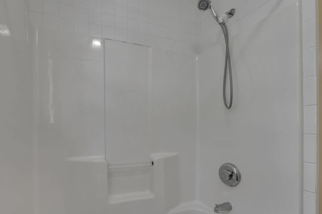 201 Key Boulevard, Pataskala, OH 43062