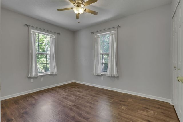 201 Key Boulevard, Pataskala, OH 43062