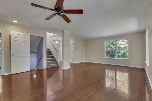 201 Key Boulevard, Pataskala, OH 43062