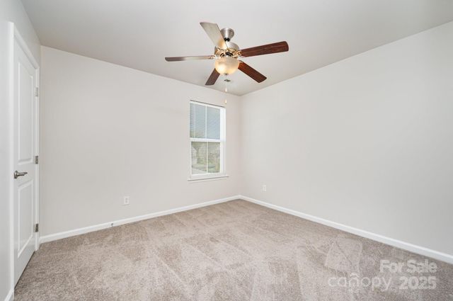 1210 Longwall Lane, Matthews, NC 28104